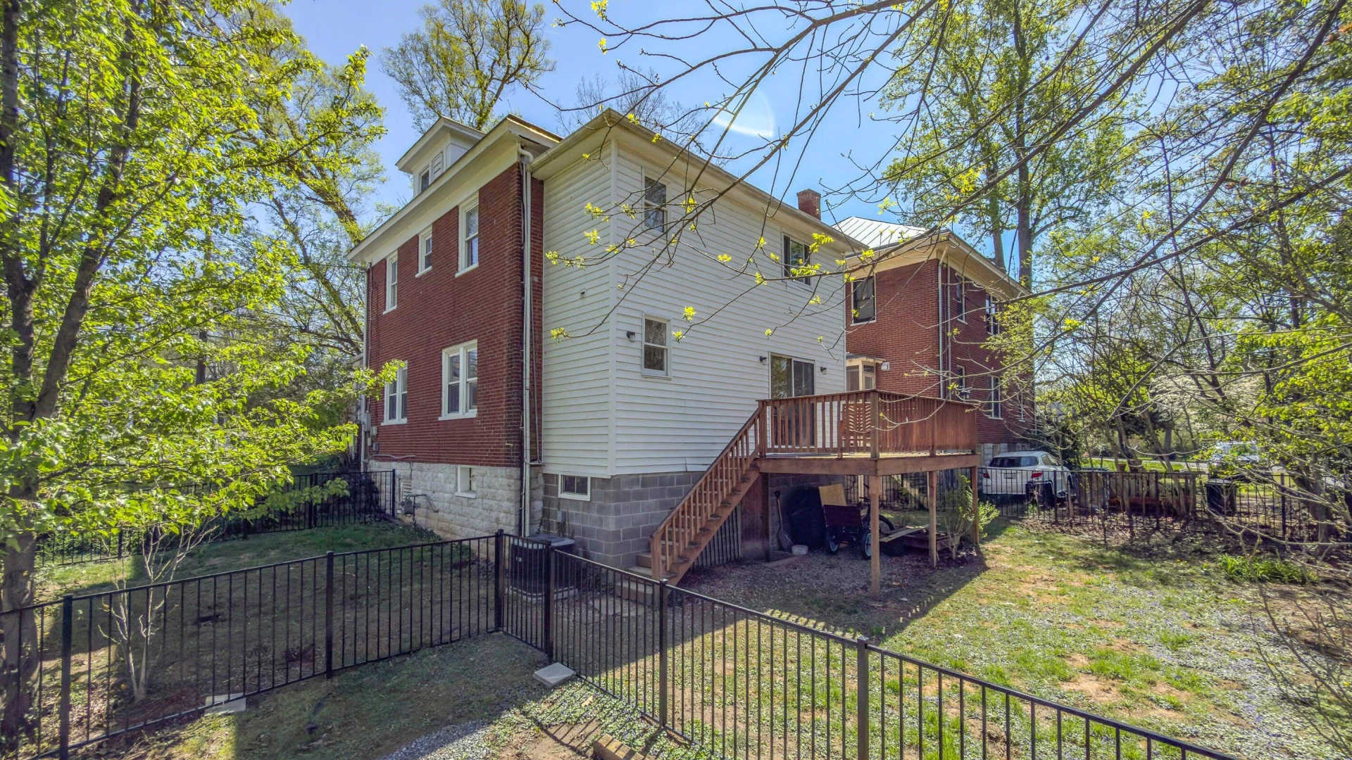 521 S Main ST - Photo 9