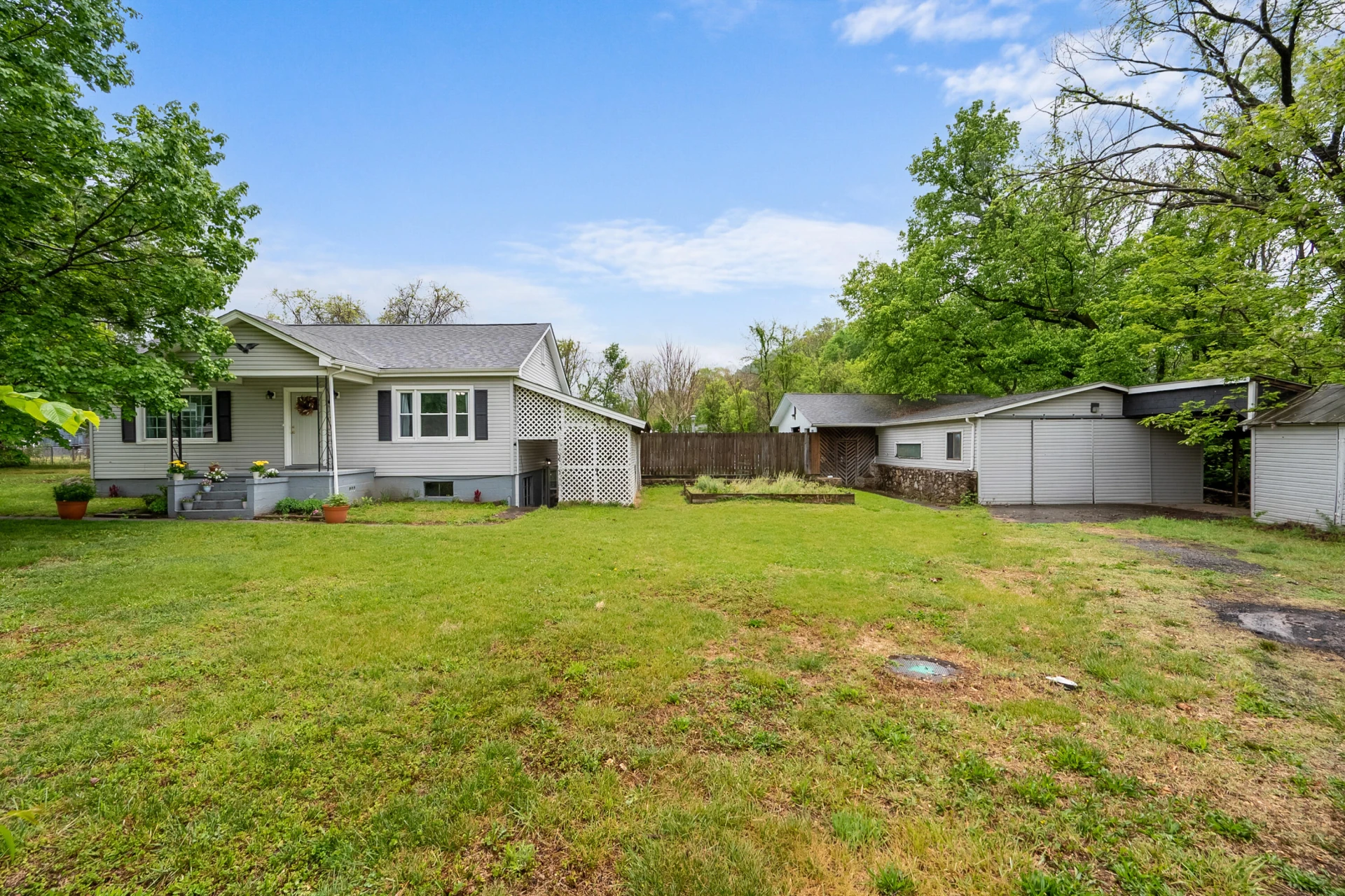 9151 Roanoke RD - Photo 19