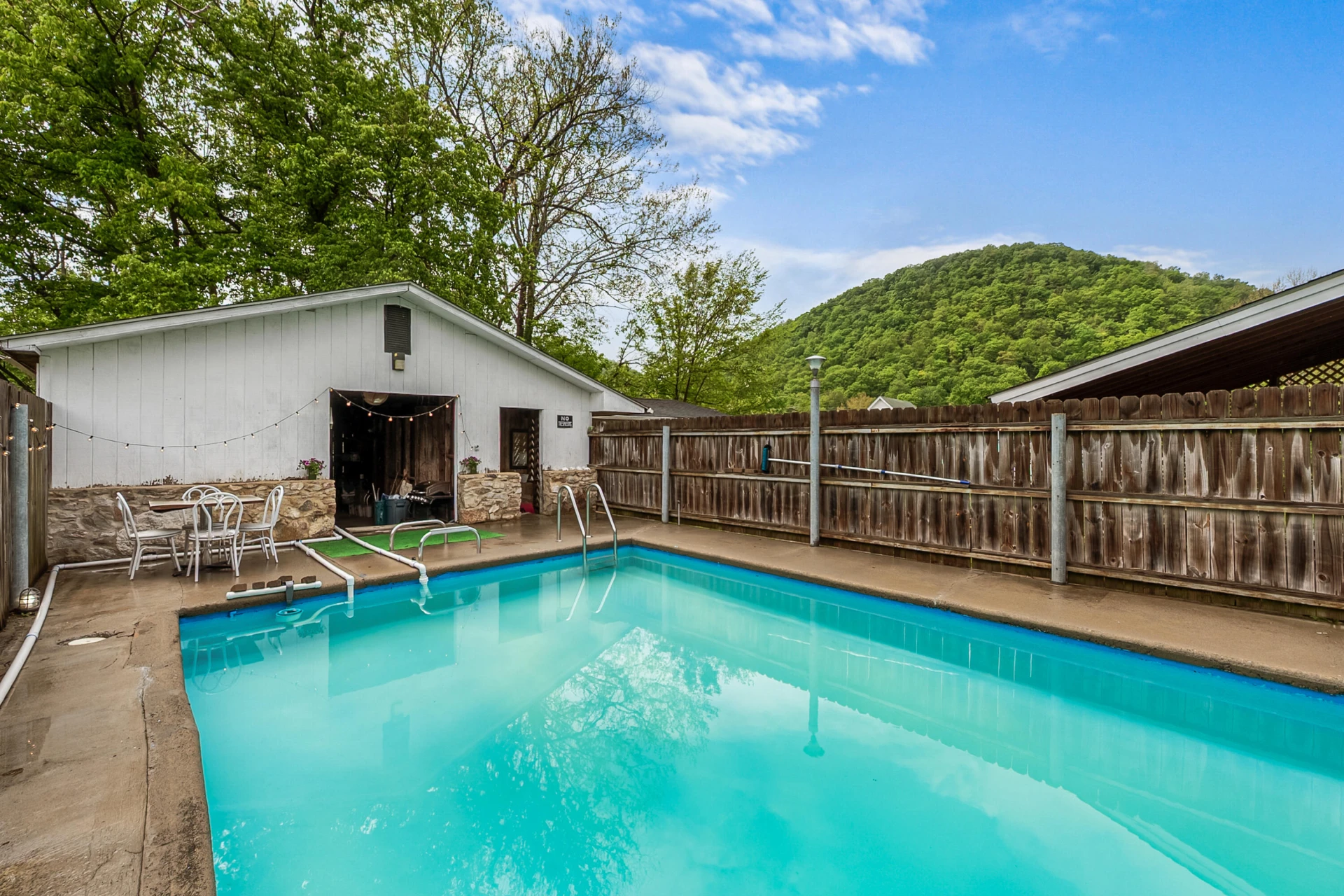 9151 Roanoke RD - Photo 27