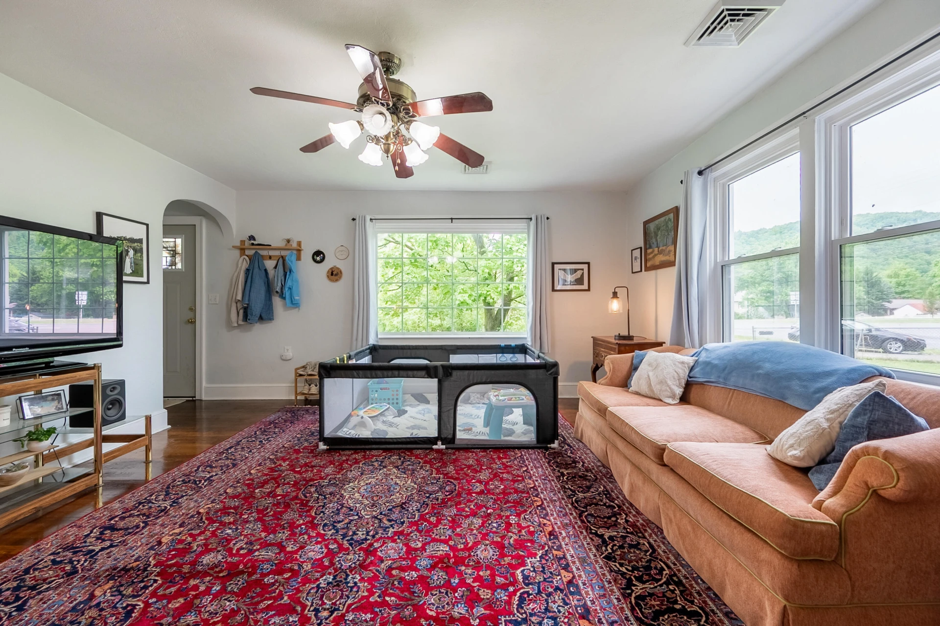 9151 Roanoke RD - Photo 3