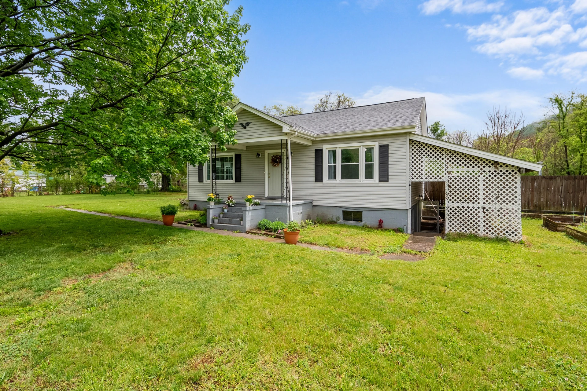 9151 Roanoke RD - Photo 38