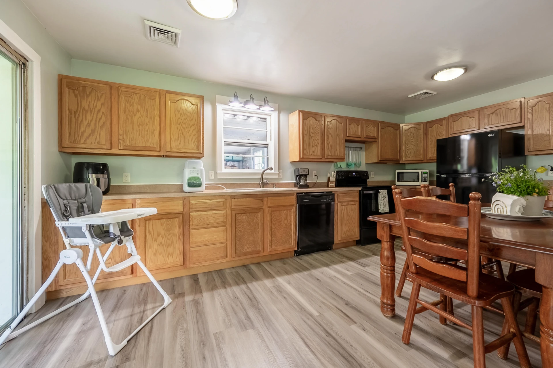 9151 Roanoke RD - Photo 5