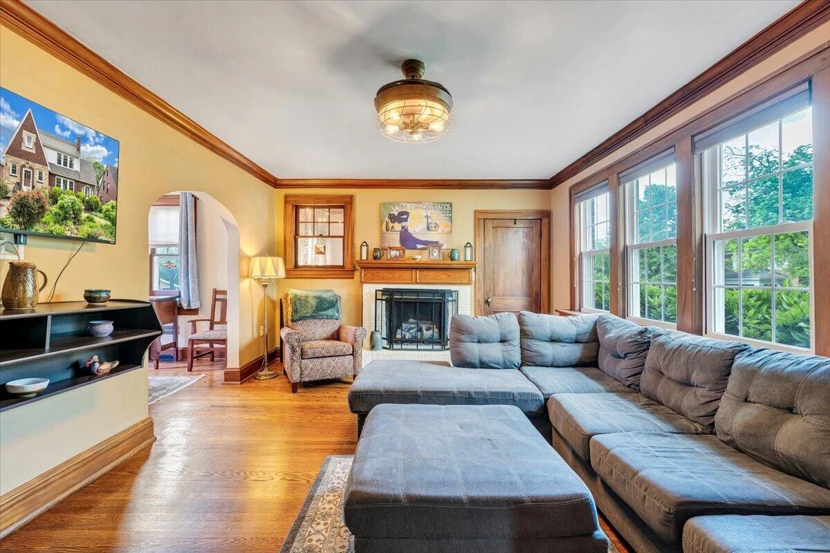 1806 Warrington RD SW - Photo 8