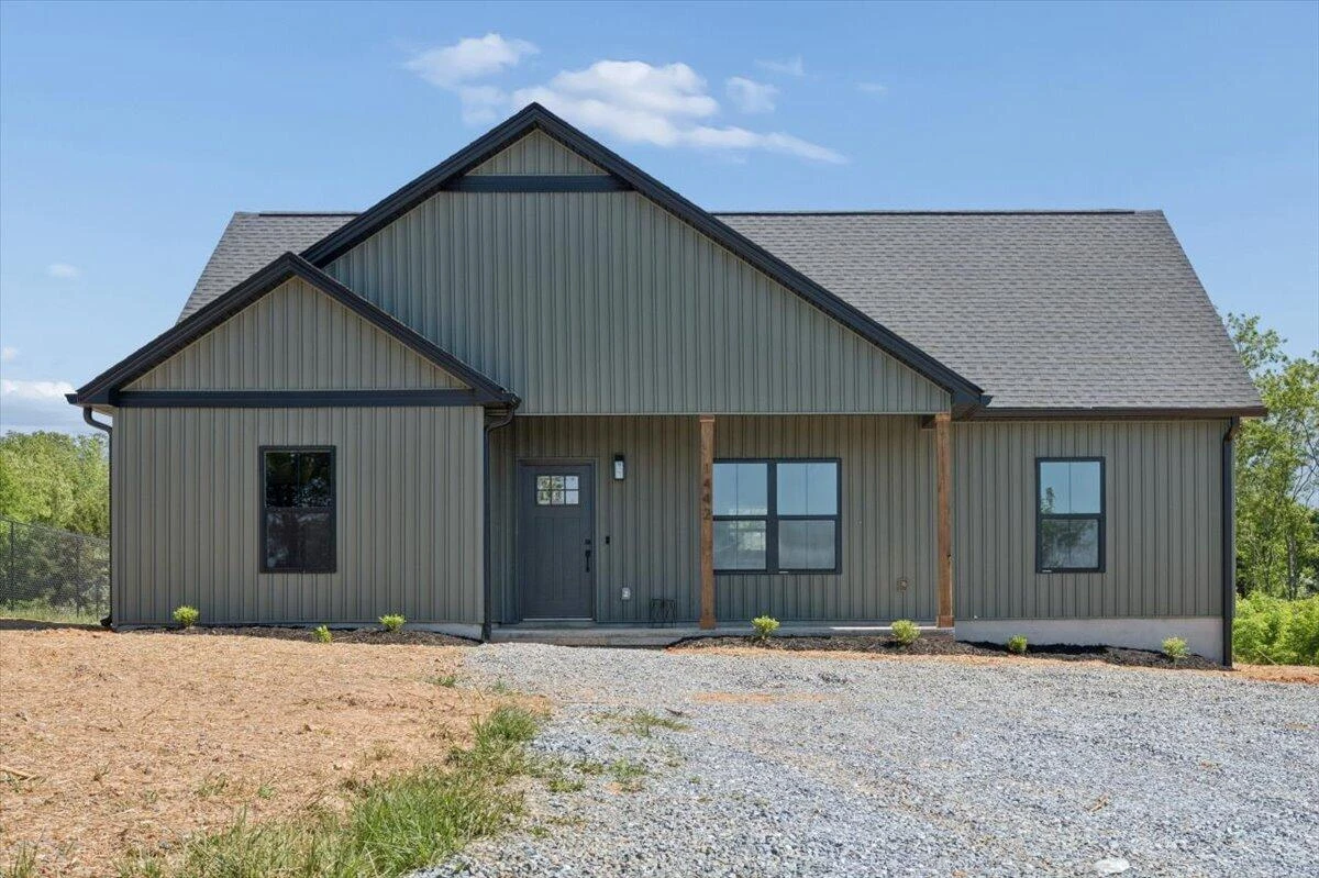 1442 Hickory Cove LN