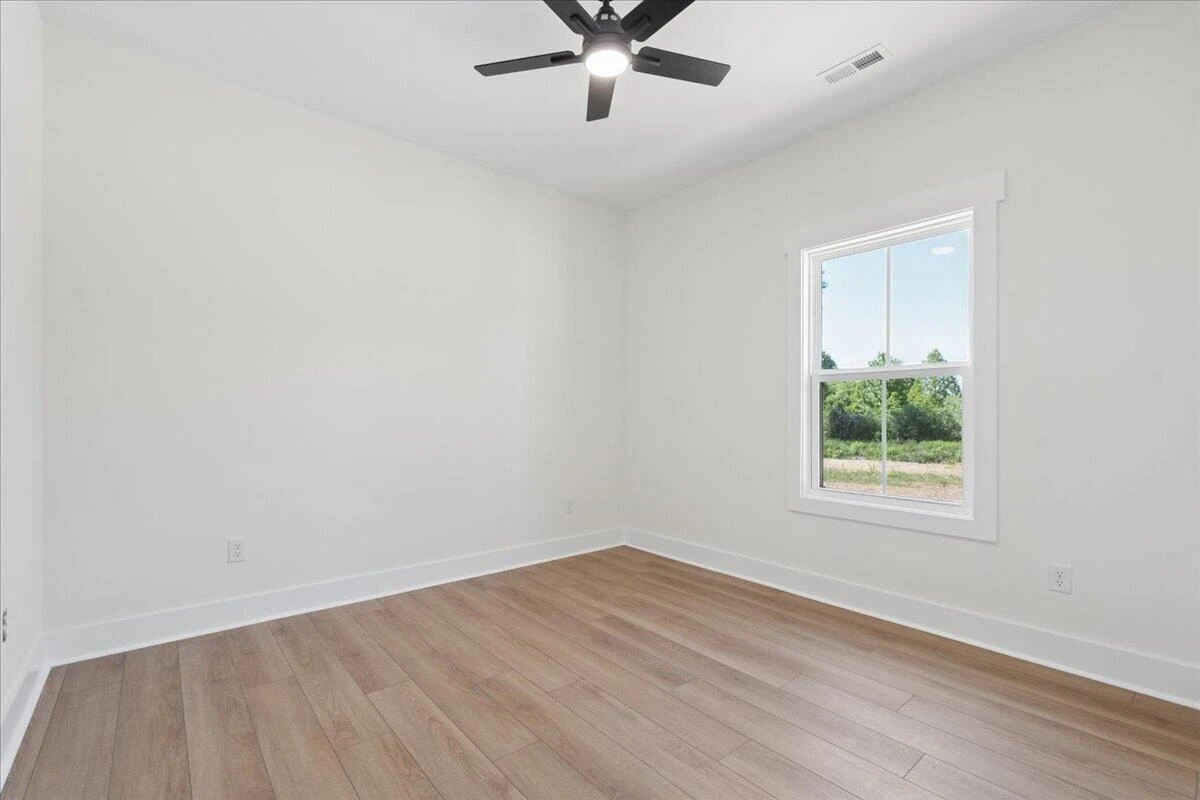 1442 Hickory Cove LN - Photo 21