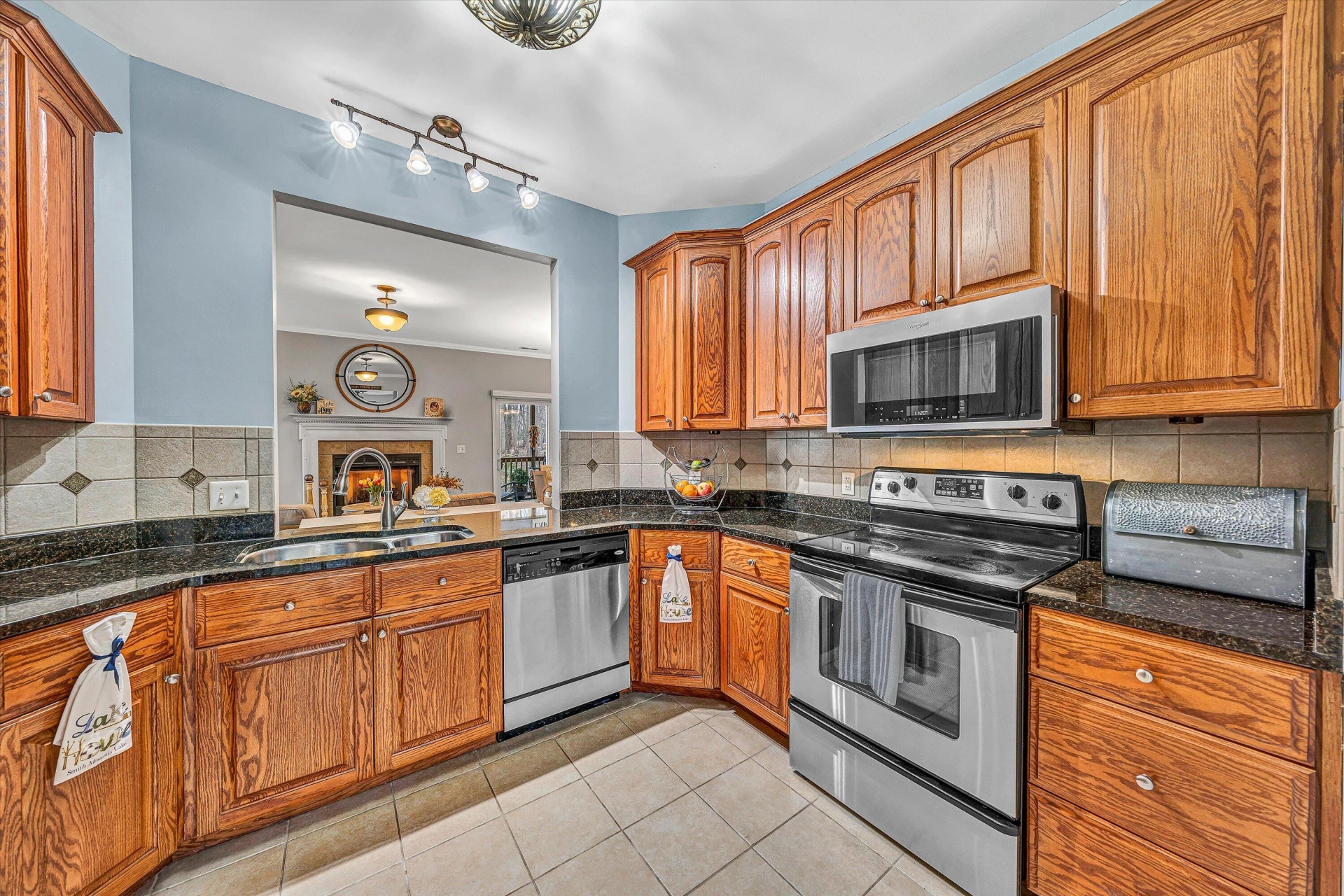 100 Waterside DR - Photo 16