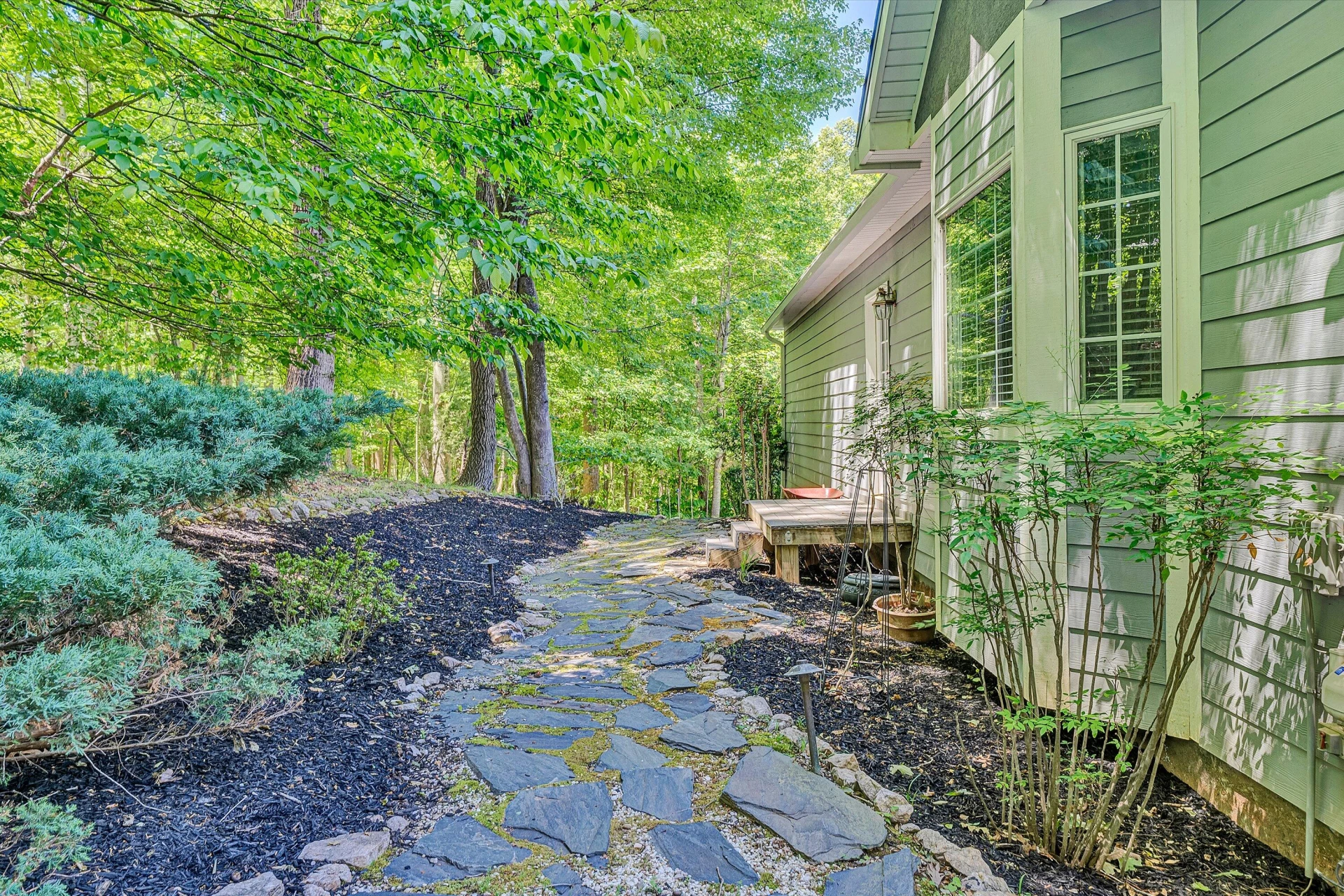 100 Waterside DR - Photo 37