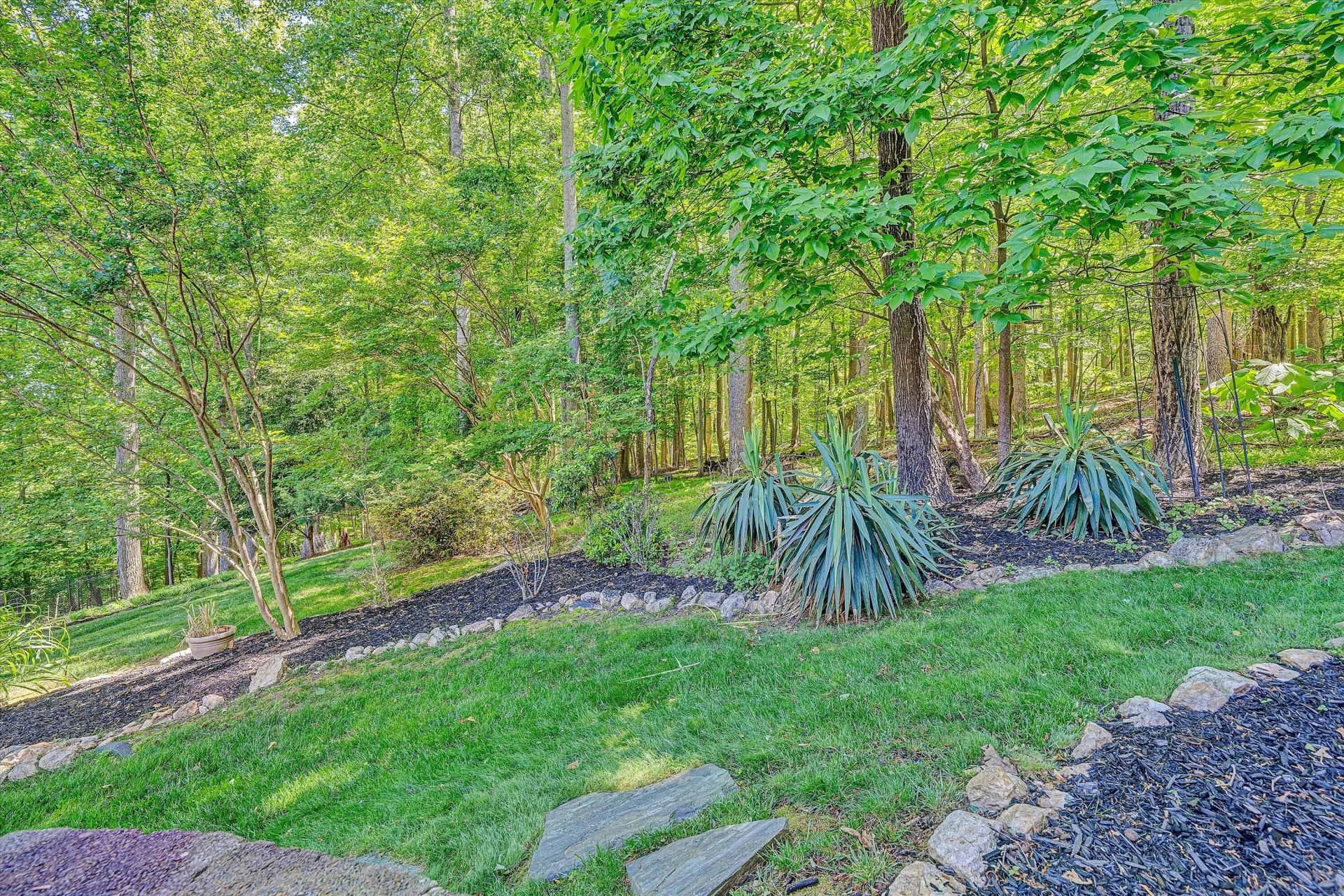 100 Waterside DR - Photo 39