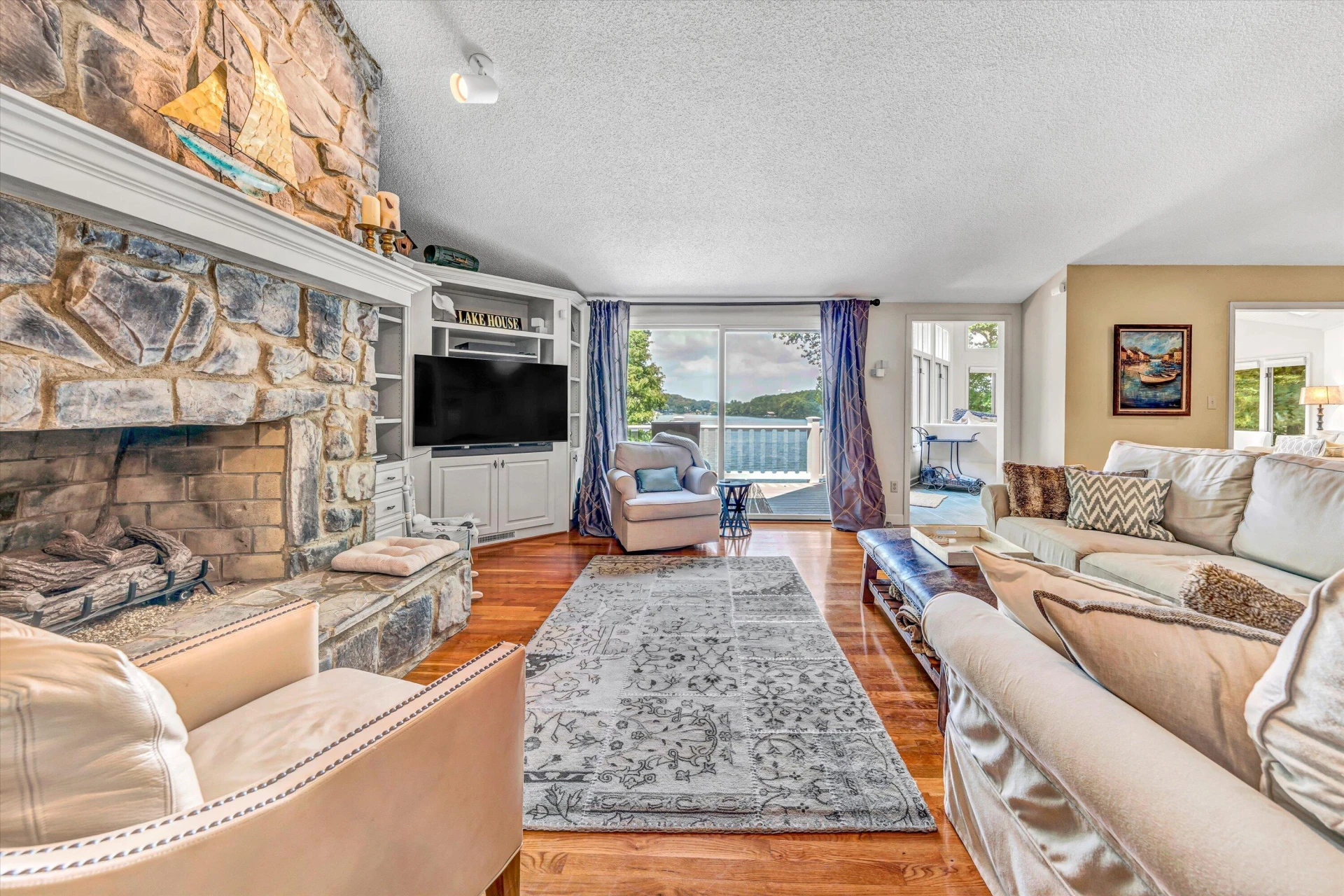 150 Providence LN - Photo 10