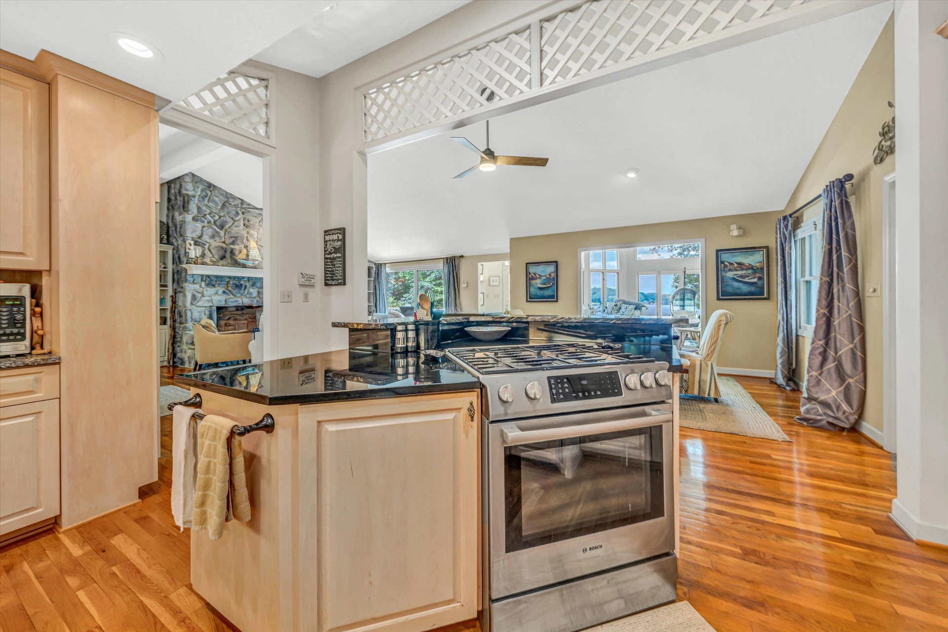 150 Providence LN - Photo 16