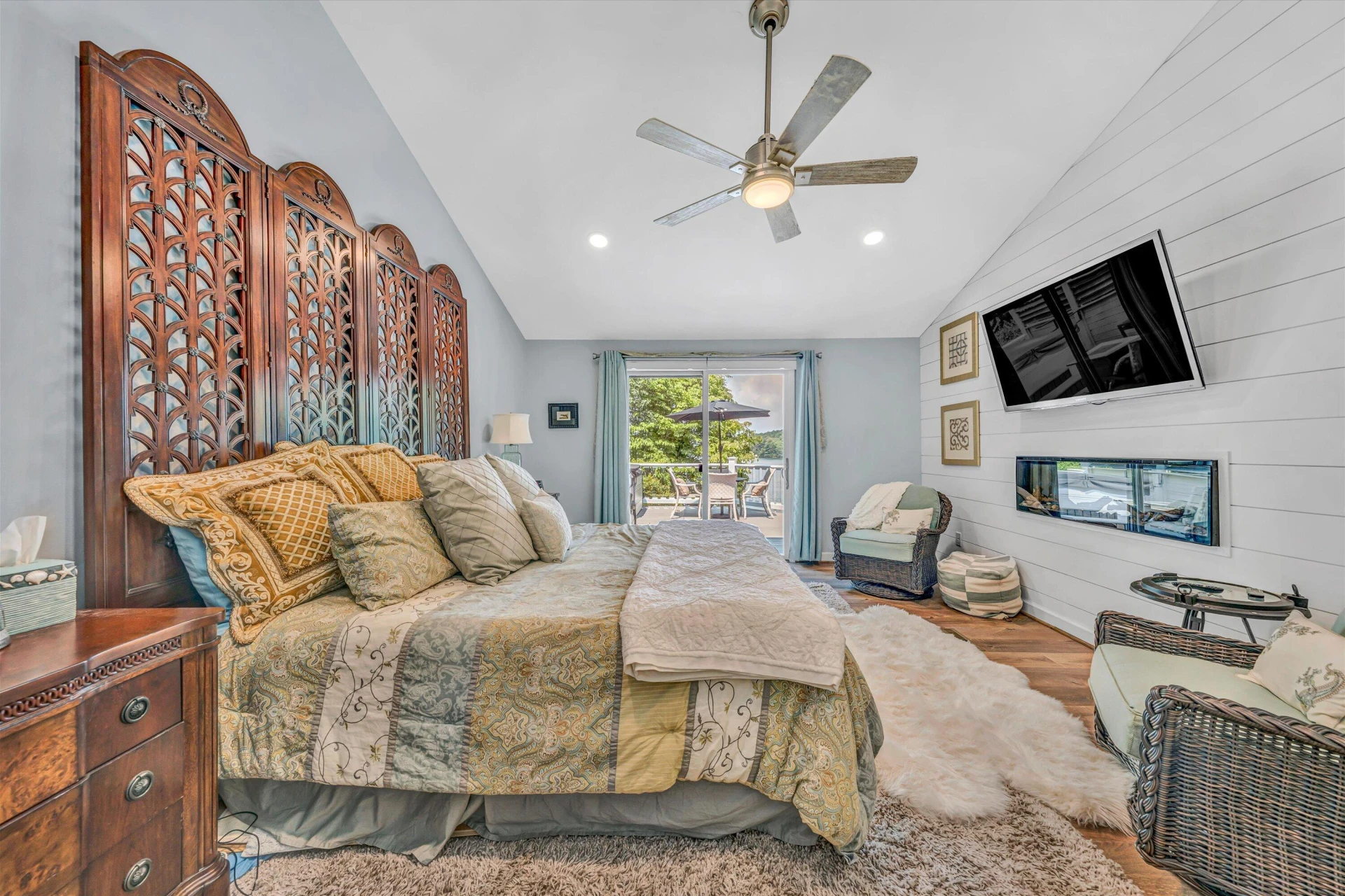 150 Providence LN - Photo 26