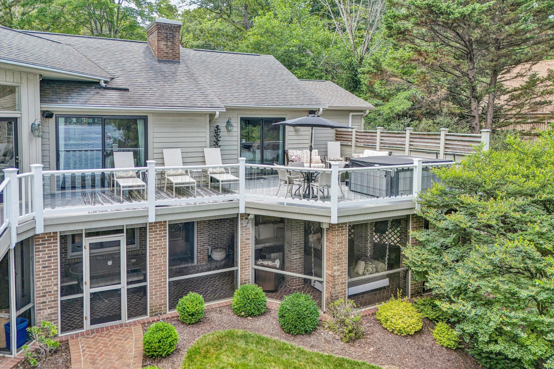 150 Providence LN - Photo 39