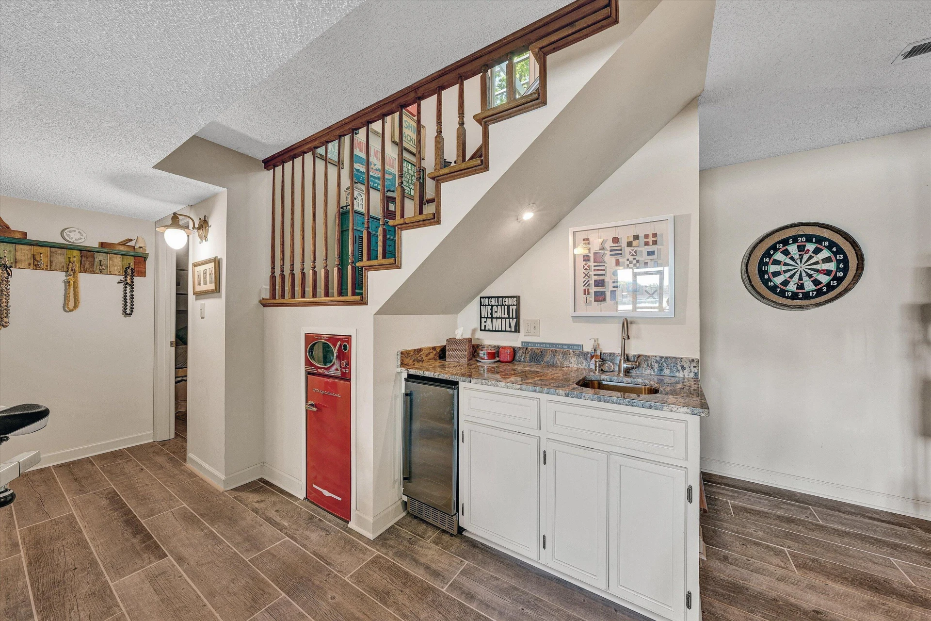 150 Providence LN - Photo 44