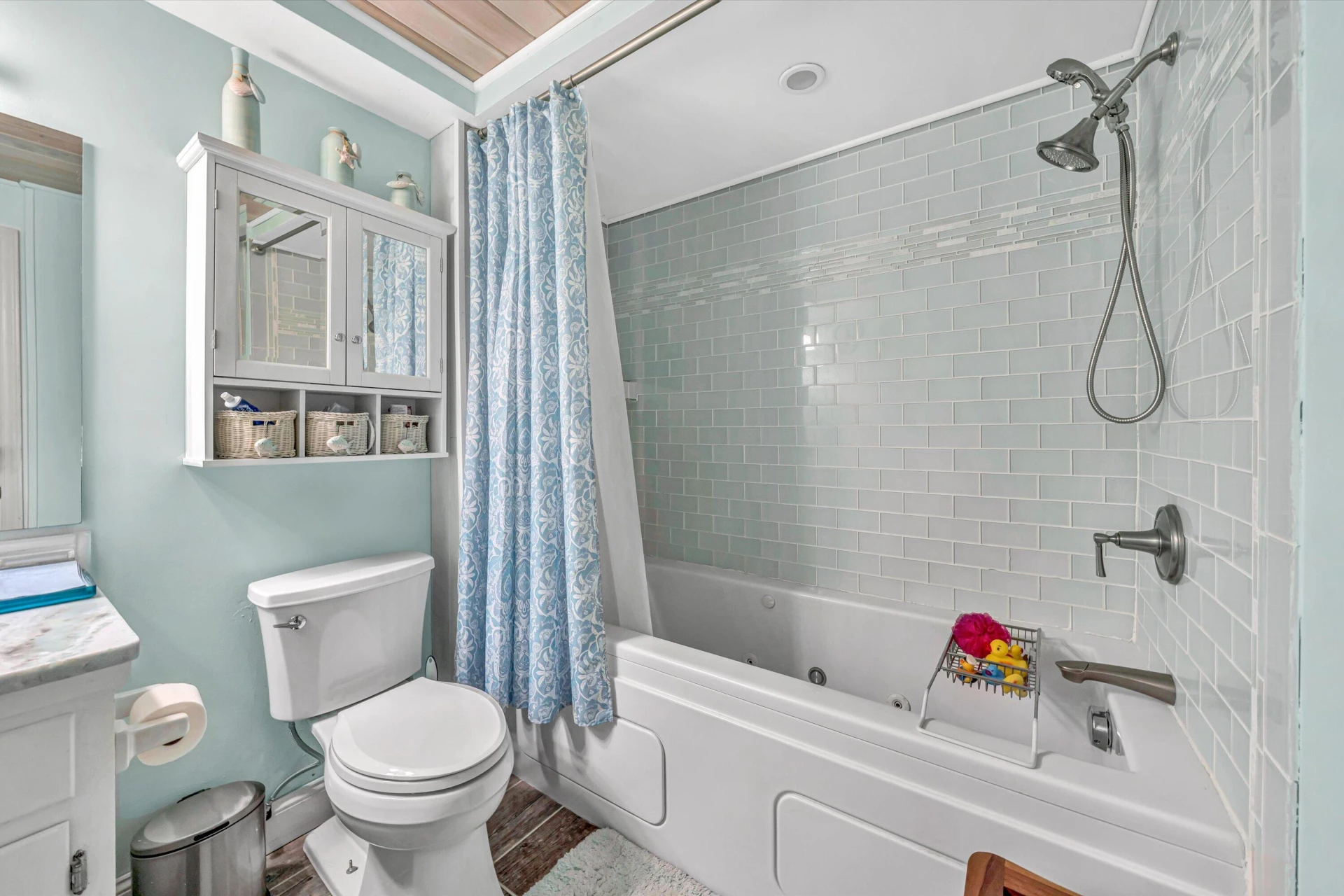 150 Providence LN - Photo 49