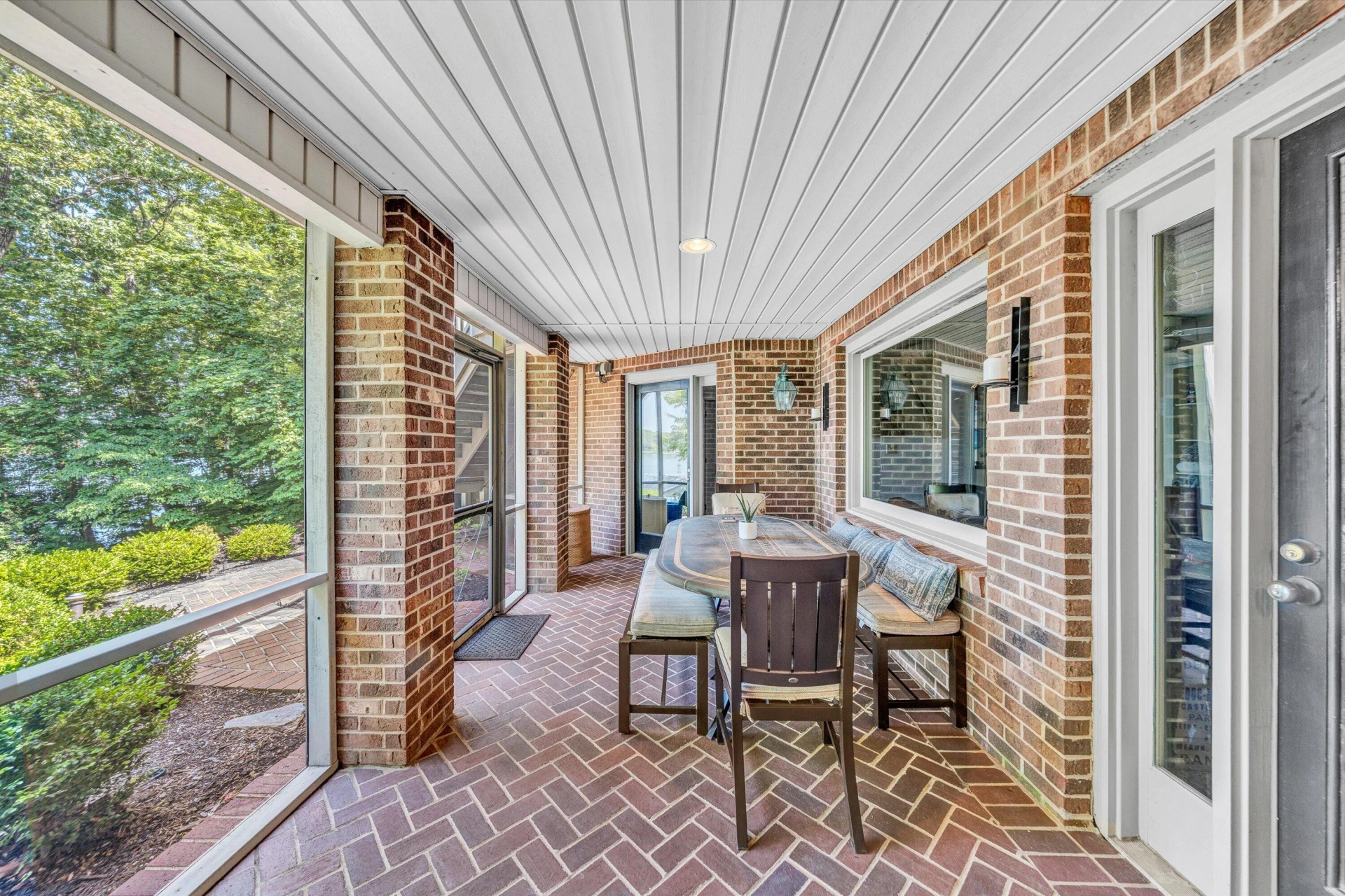 150 Providence LN - Photo 55