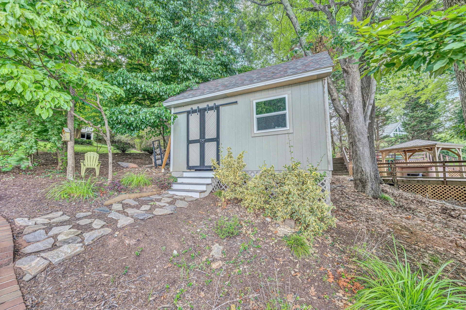 150 Providence LN - Photo 66