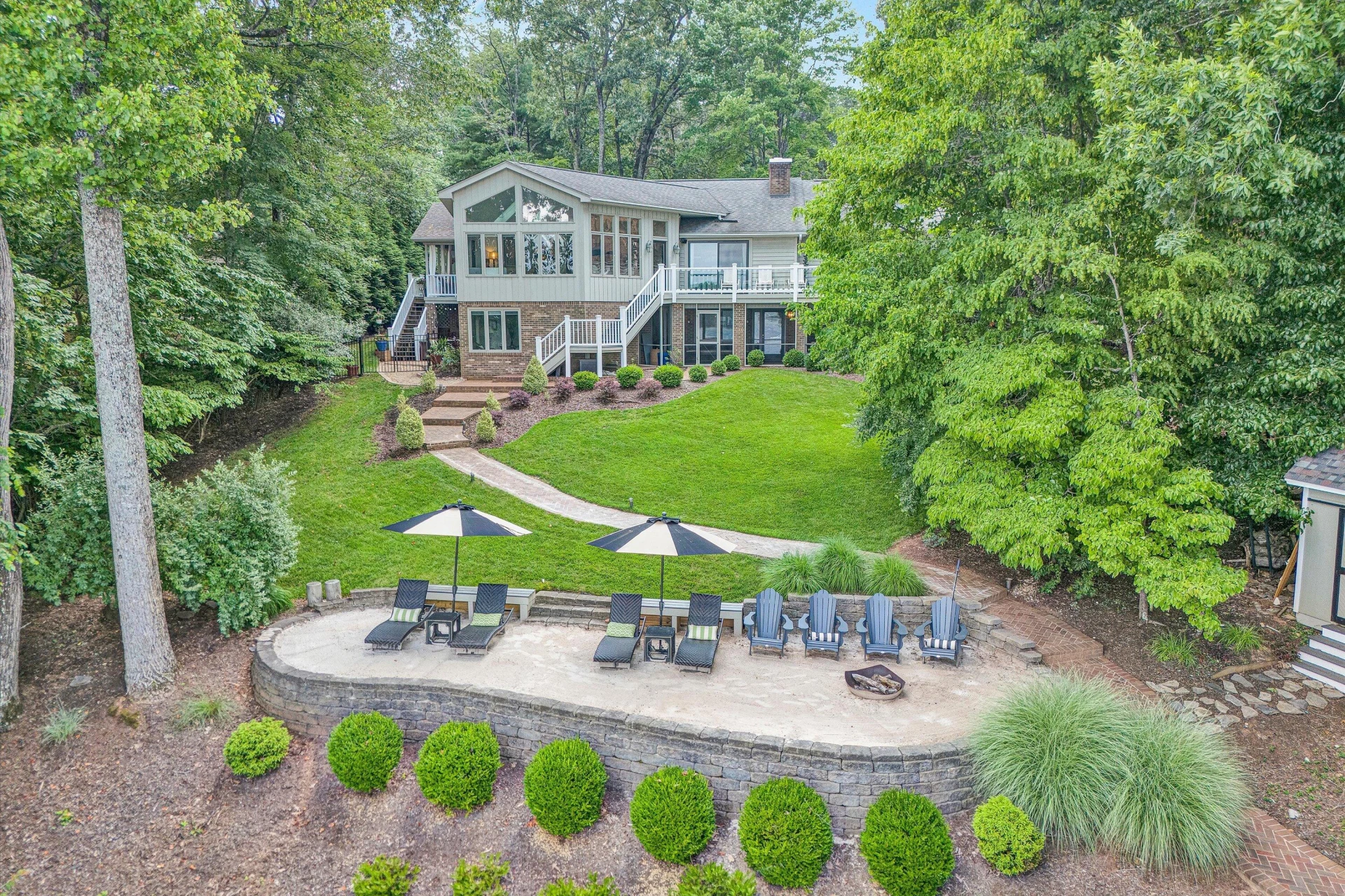 150 Providence LN - Photo 68