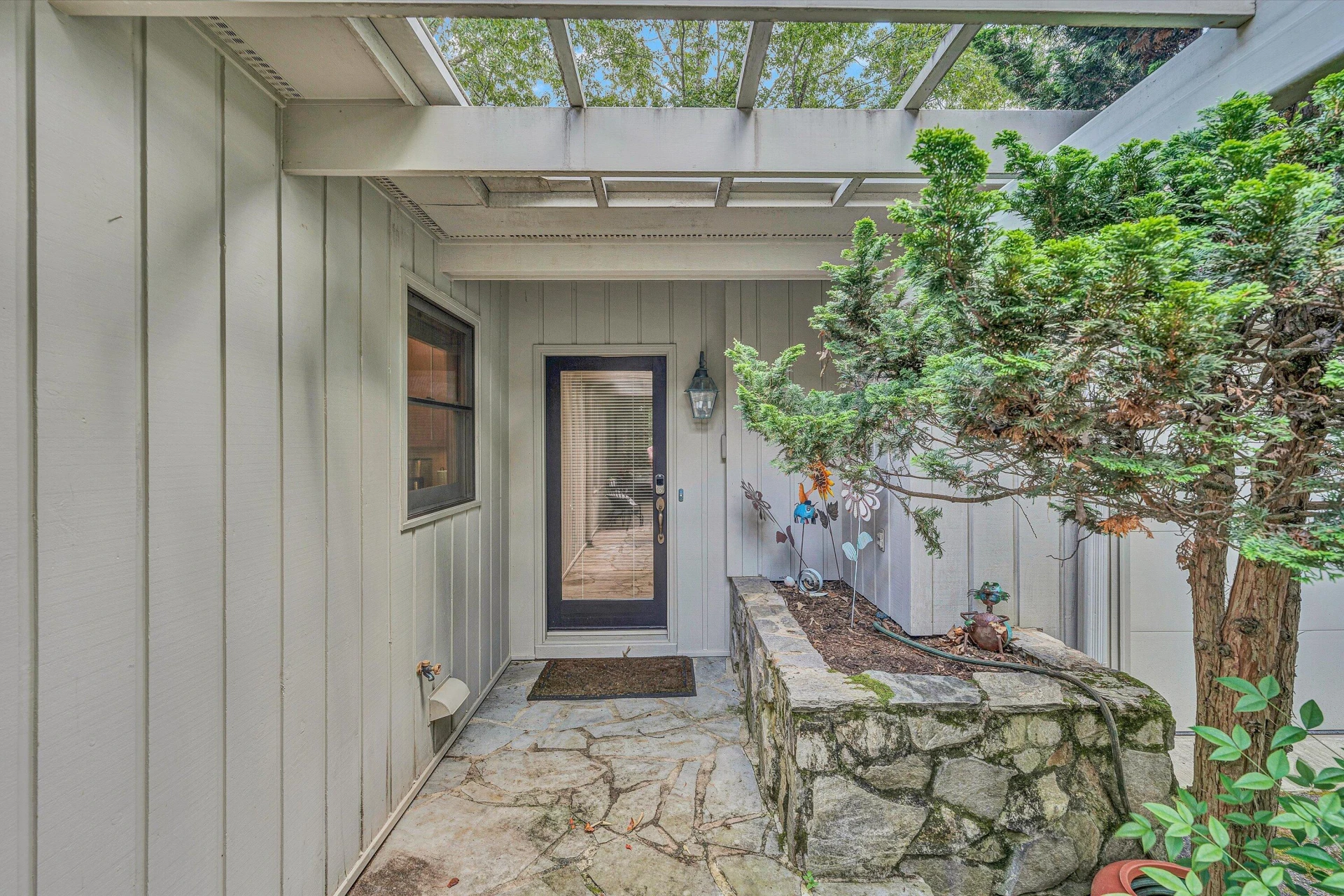 150 Providence LN - Photo 7