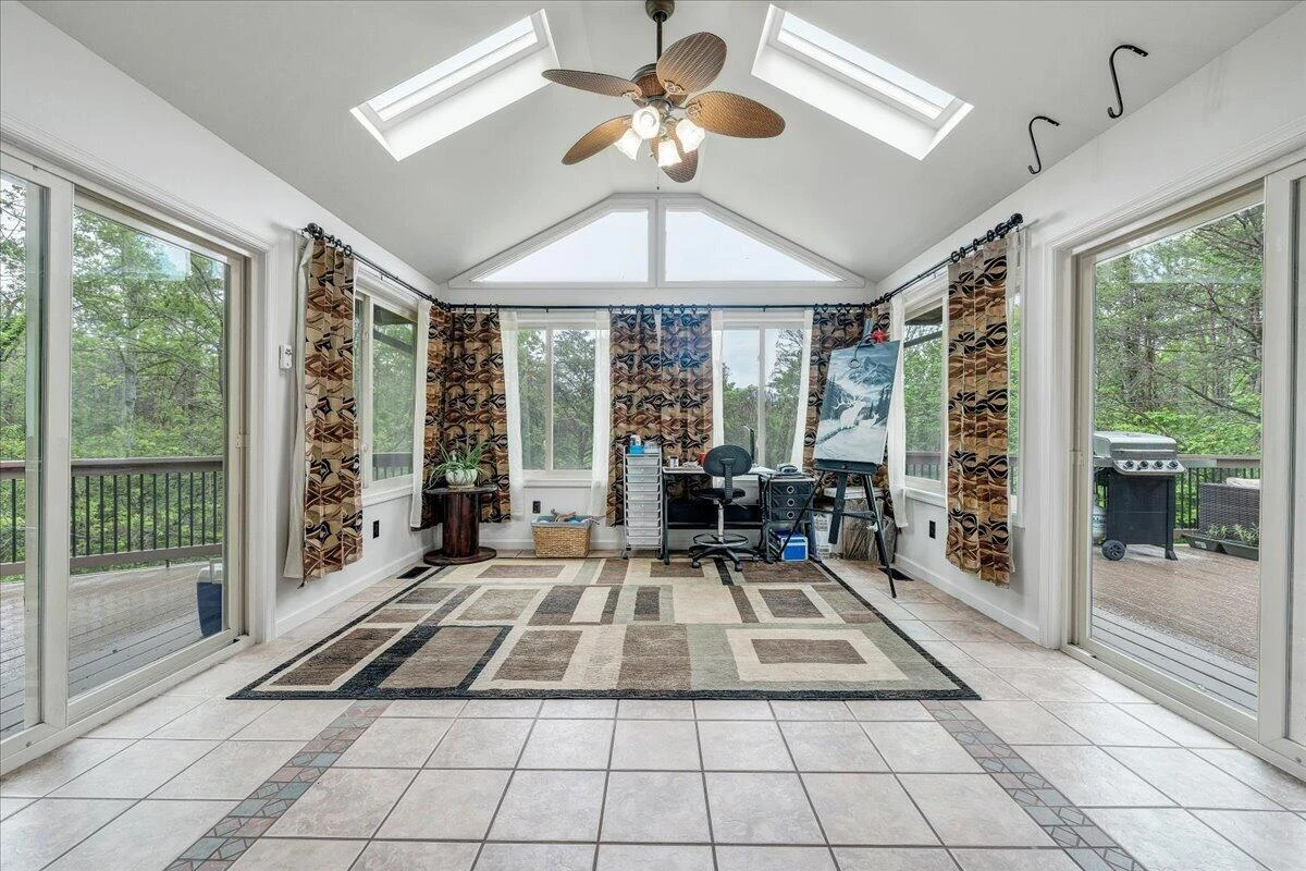 1299 Holiday CIR - Photo 21