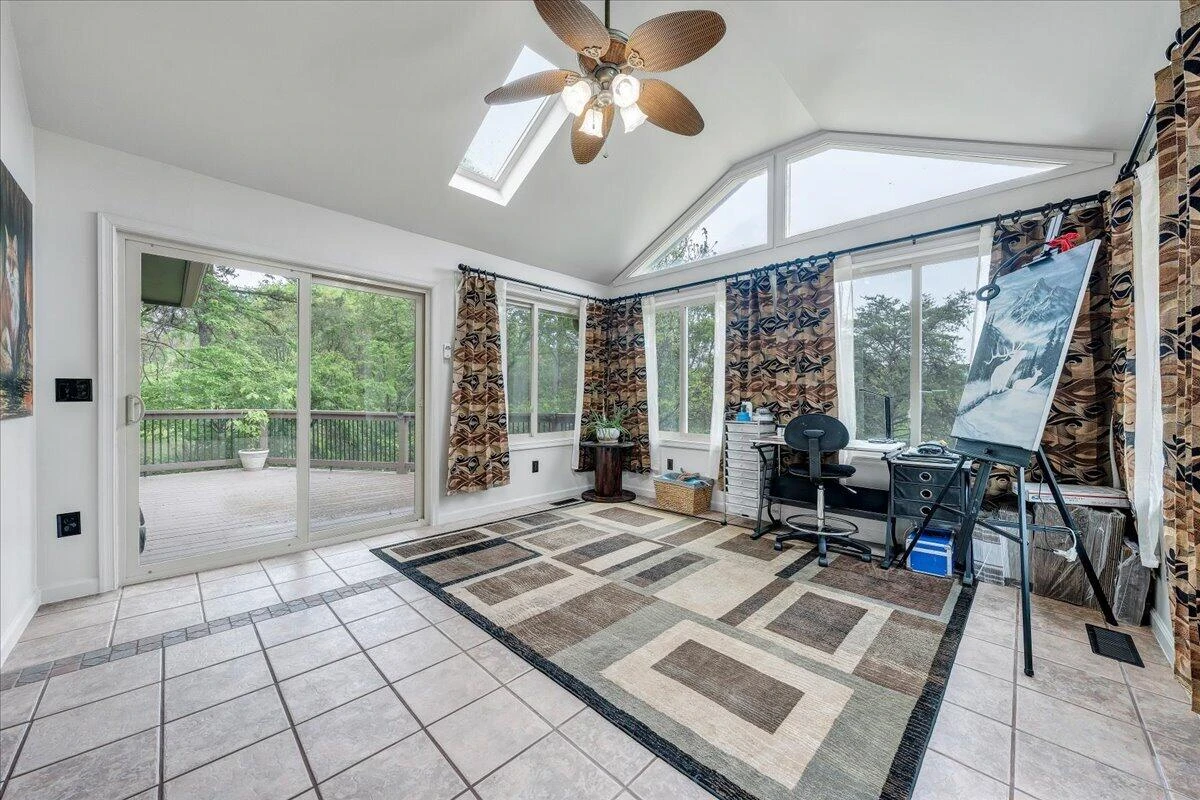 1299 Holiday CIR - Photo 23
