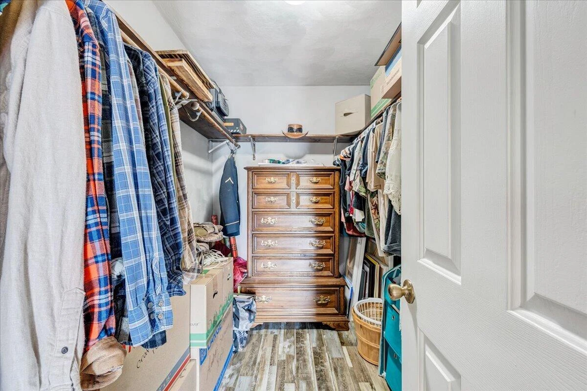 1299 Holiday CIR - Photo 33