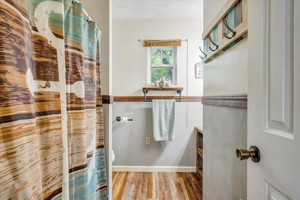 1299 Holiday CIR - Photo 39