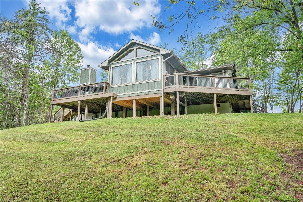 1299 Holiday CIR - Photo 41