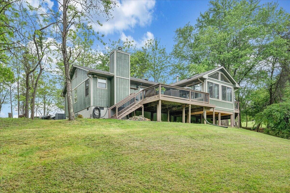 1299 Holiday CIR - Photo 43