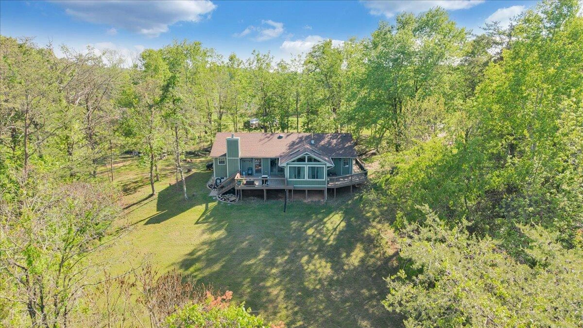 1299 Holiday CIR - Photo 47
