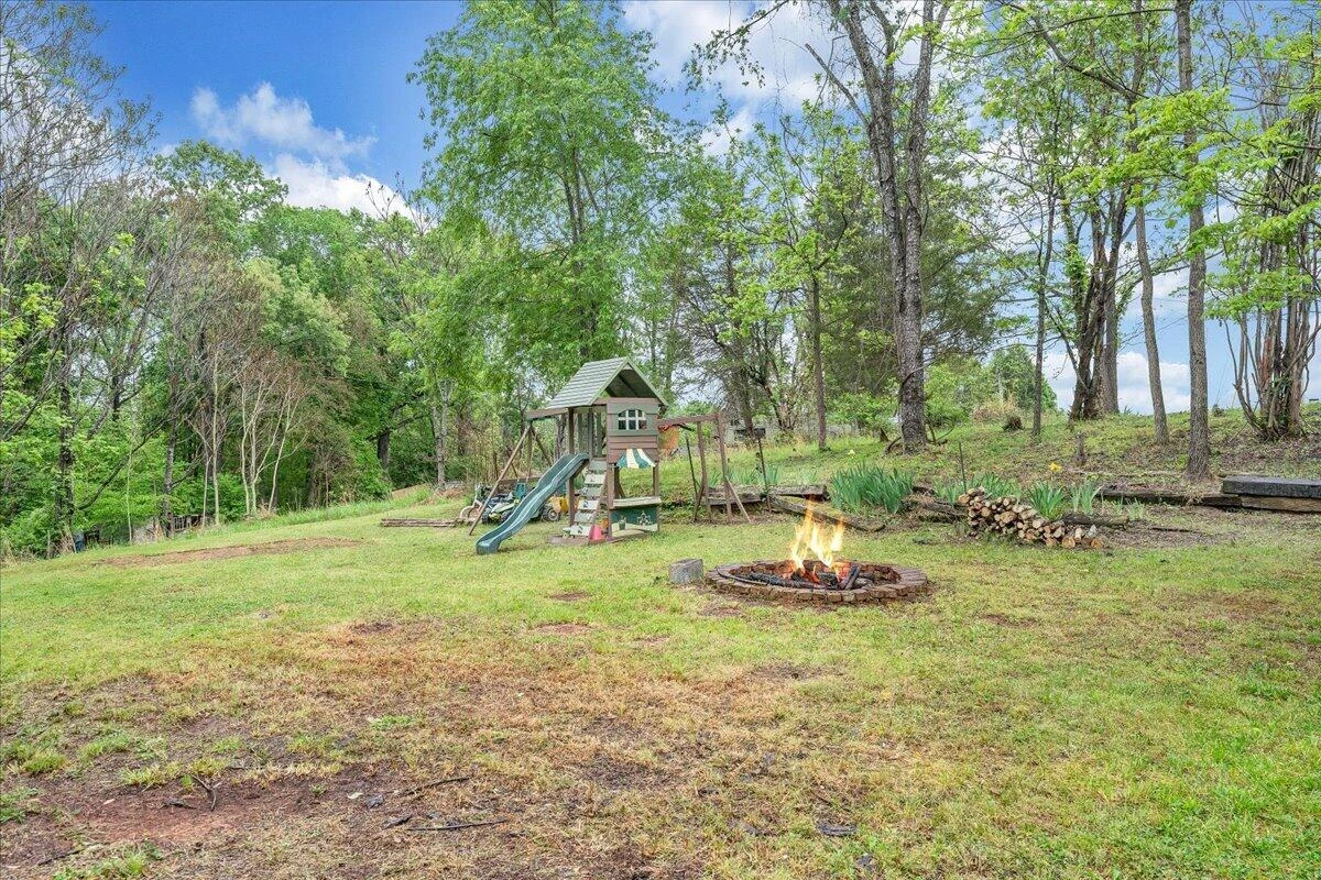 1299 Holiday CIR - Photo 54