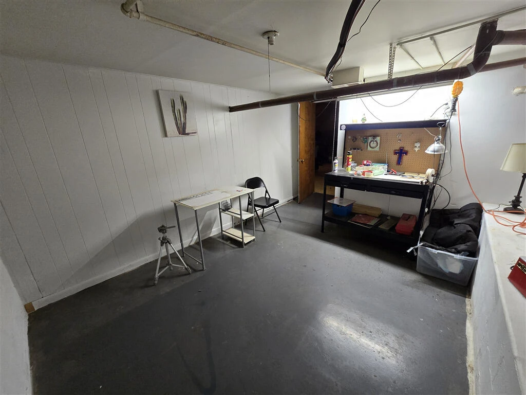 912 Hemlock RD - Photo 17