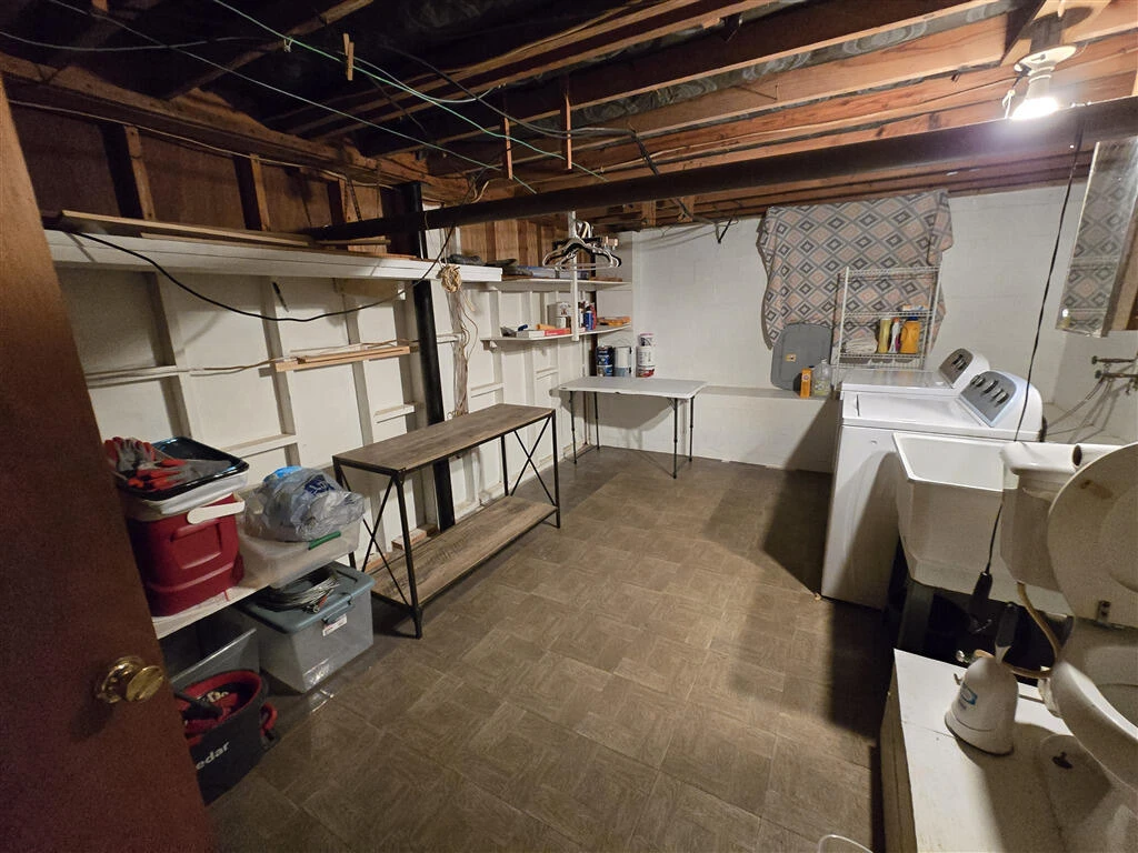 912 Hemlock RD - Photo 18