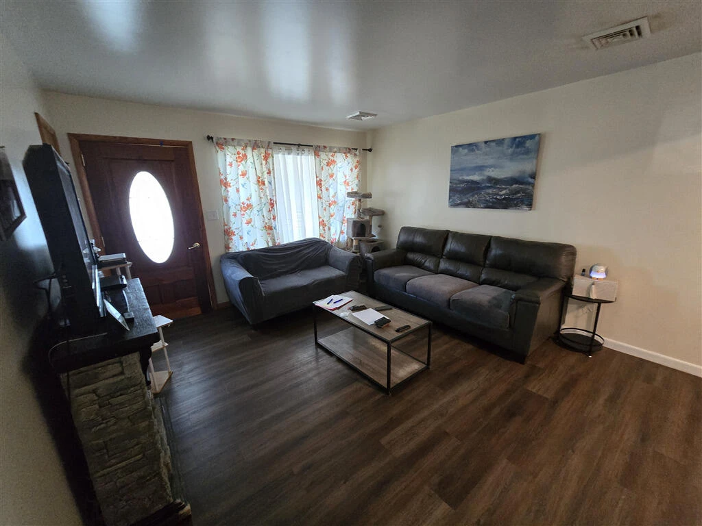 912 Hemlock RD - Photo 6