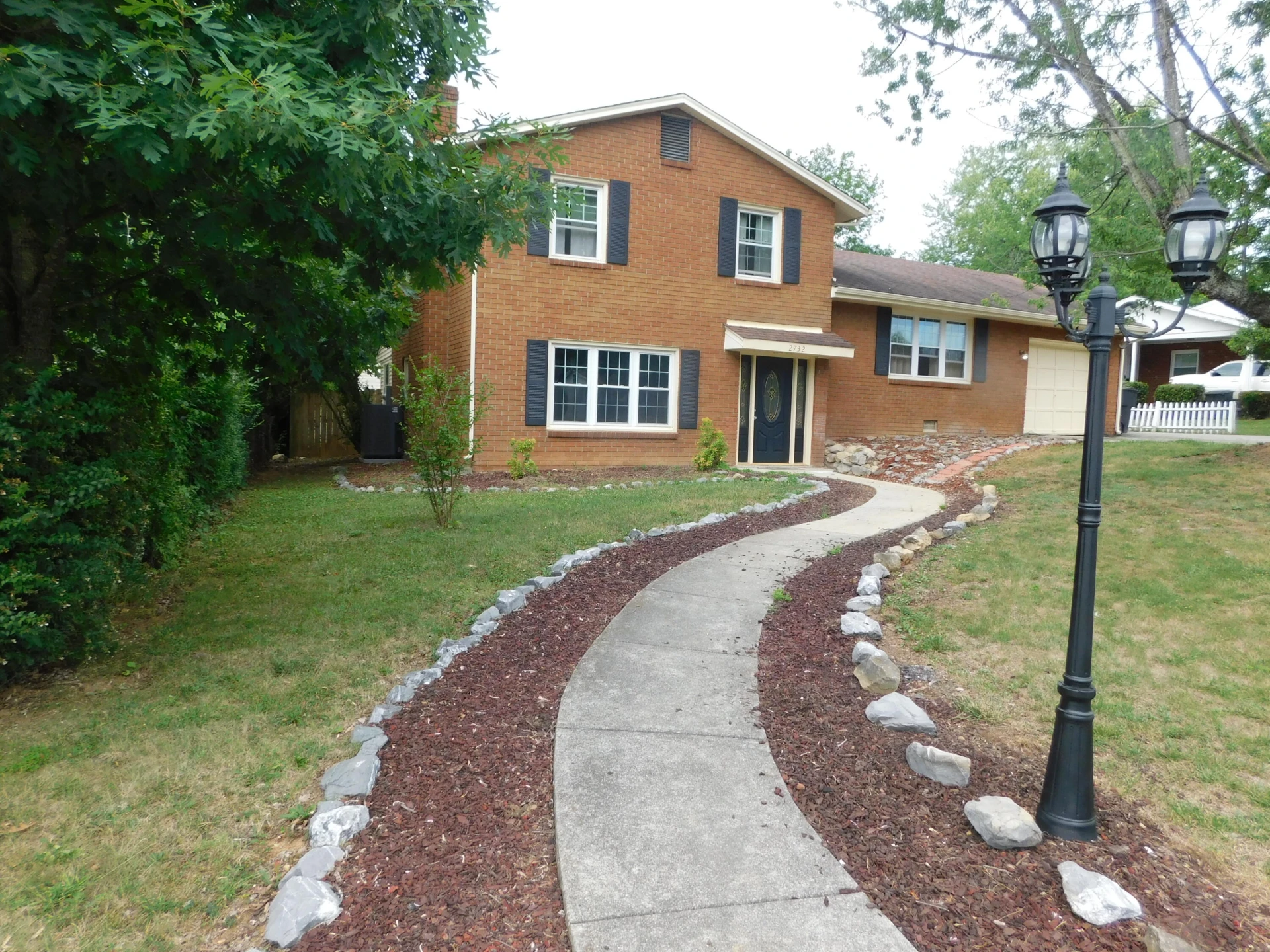 2732 Tully DR
