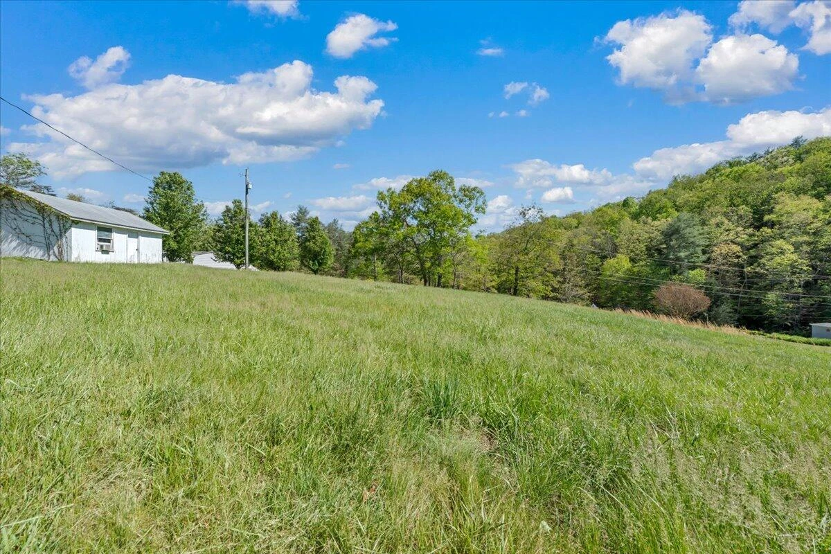 1932 Reesedale RD - Photo 28
