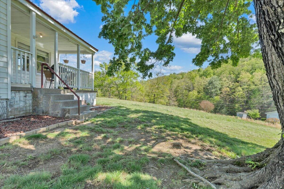 1932 Reesedale RD - Photo 3