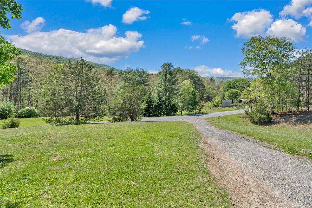 1932 Reesedale RD - Photo 32