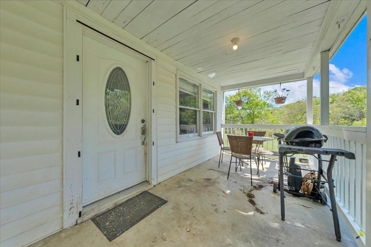 1932 Reesedale RD - Photo 4