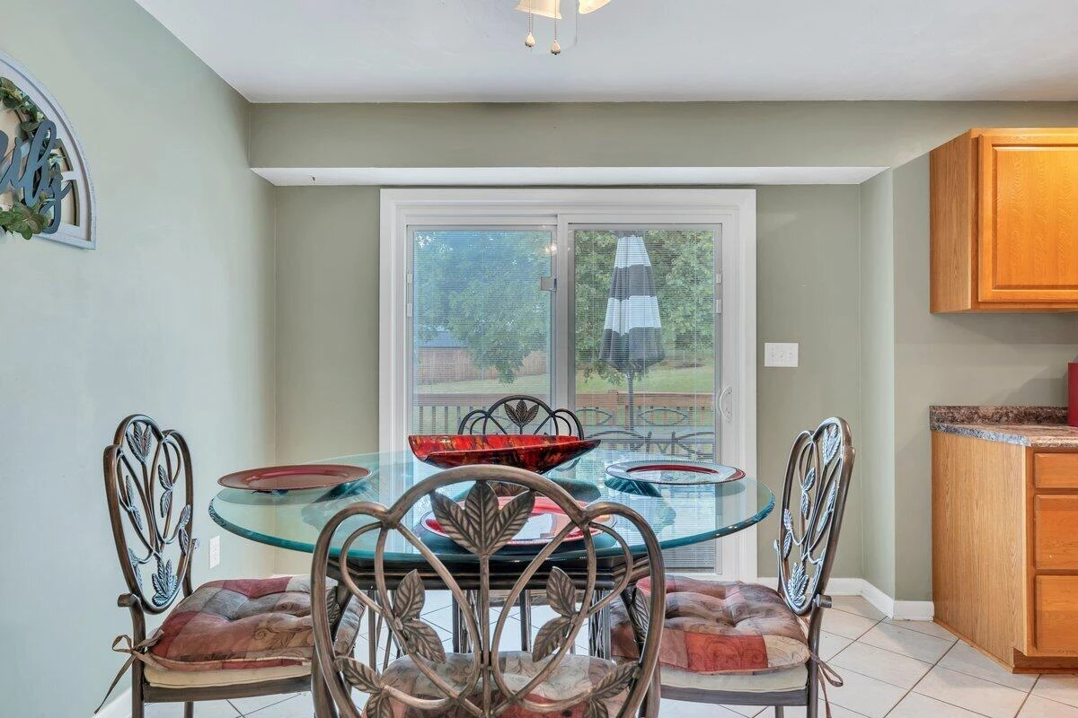 5158 Orchard Hill DR - Photo 9