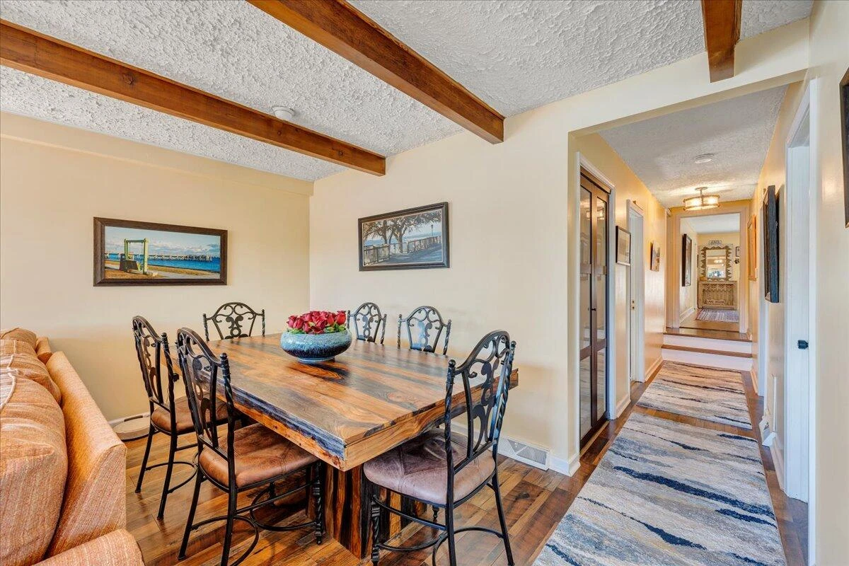 3018 Northridge RD - Photo 15