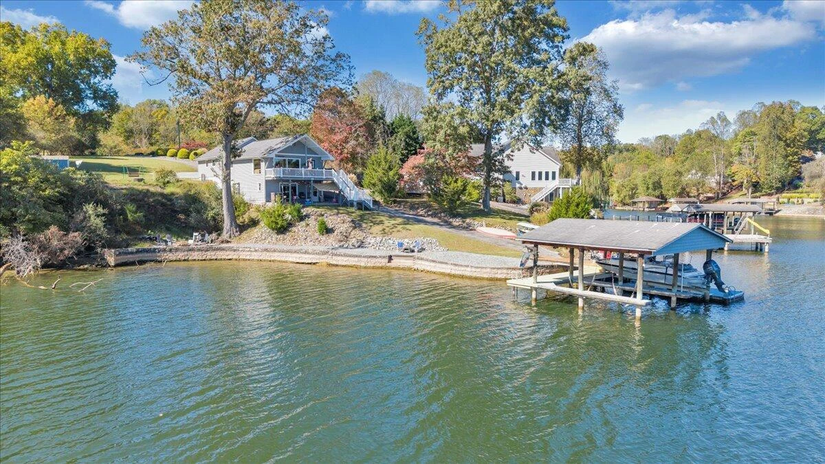 3018 Northridge RD - Photo 44