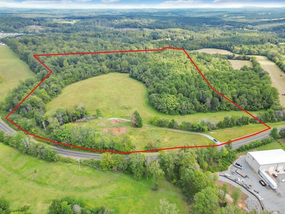 5236 White House RD
