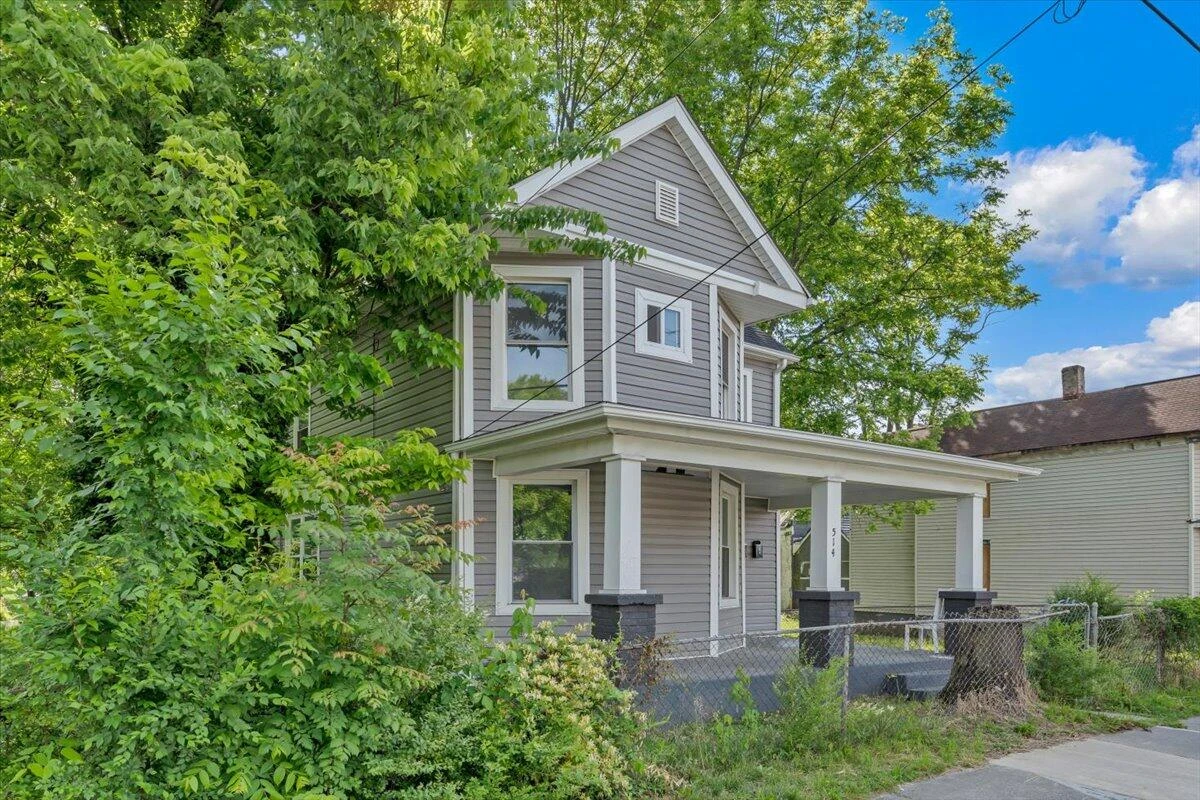 514 9th ST SE - Photo 28