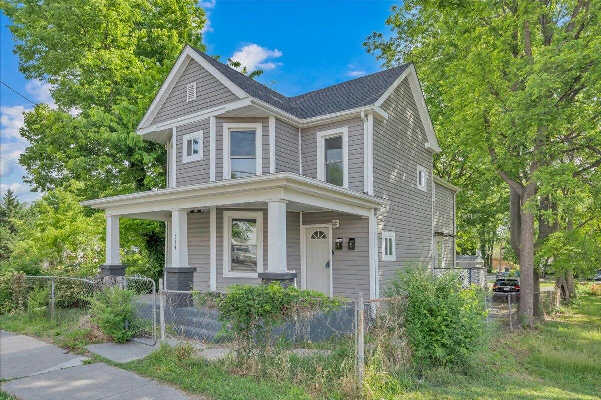 514 9th ST SE - Photo 29