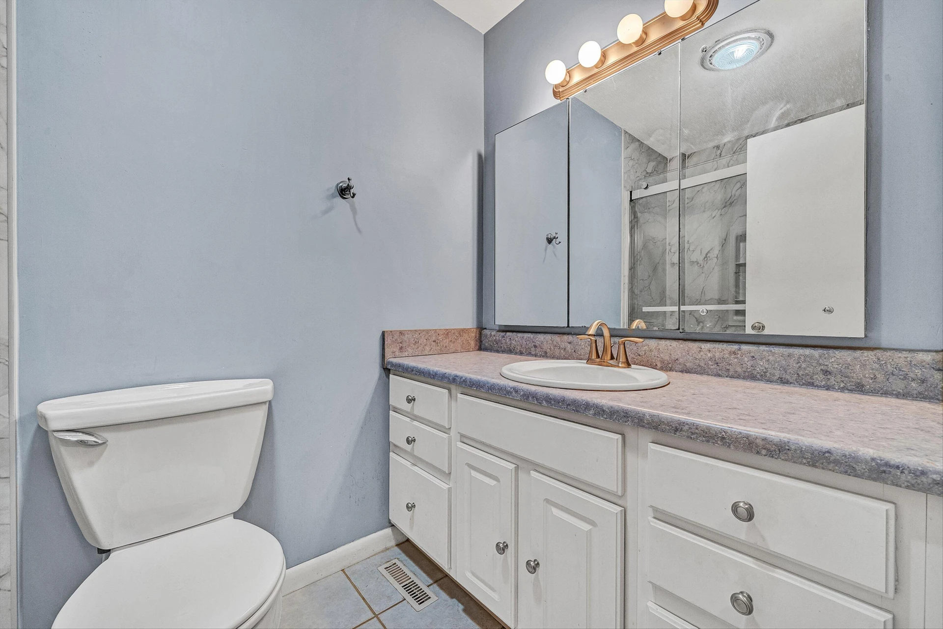 5245 Carriage DR - Photo 22