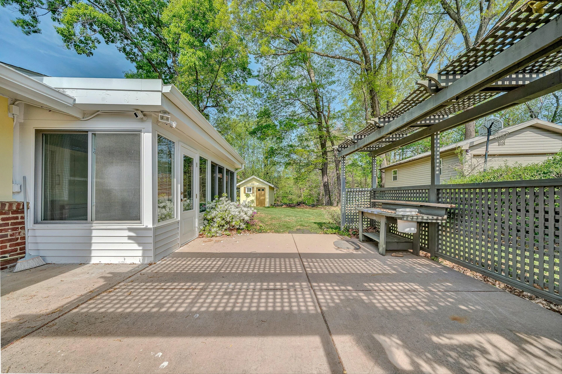 5245 Carriage DR - Photo 23