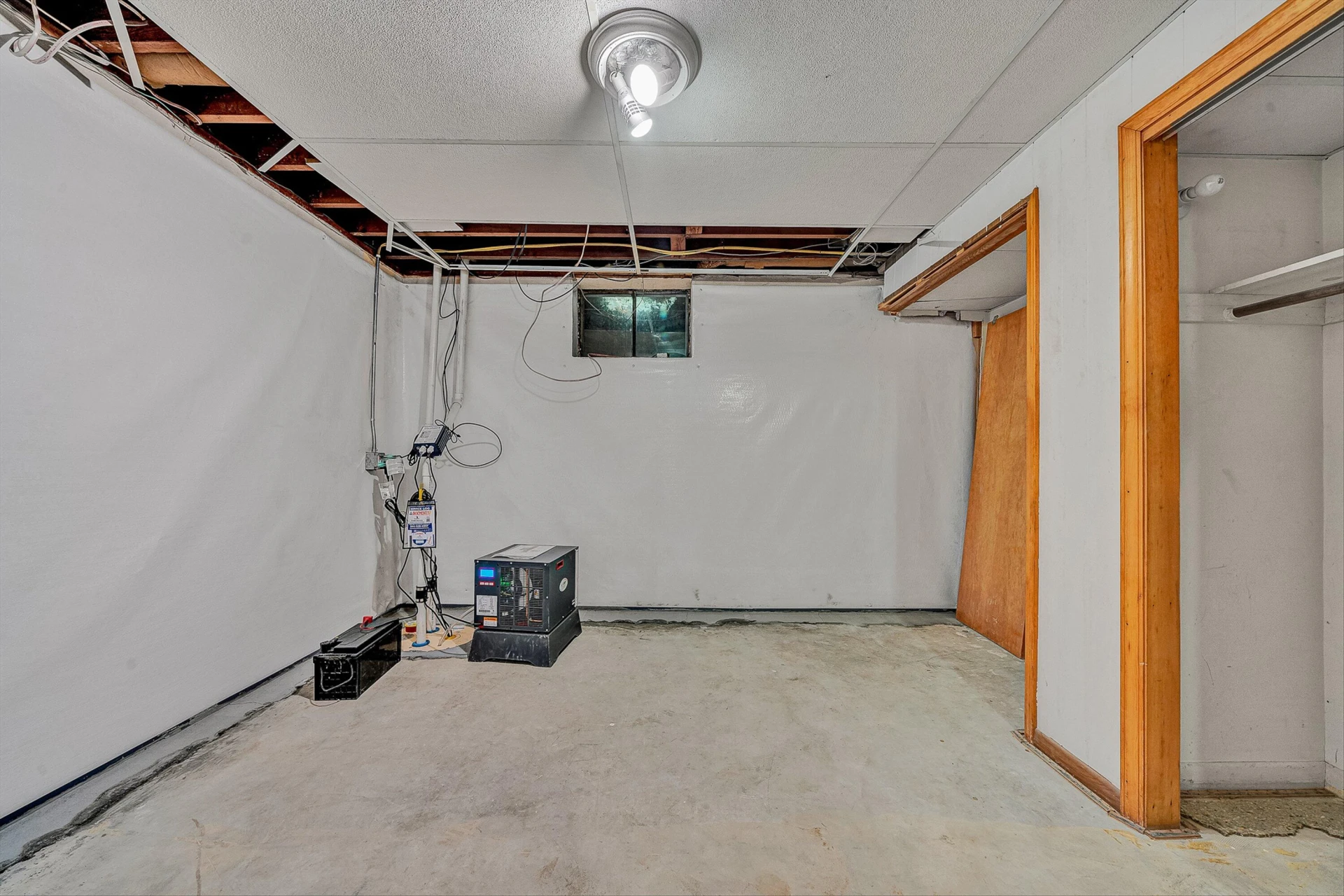 5245 Carriage DR - Photo 39
