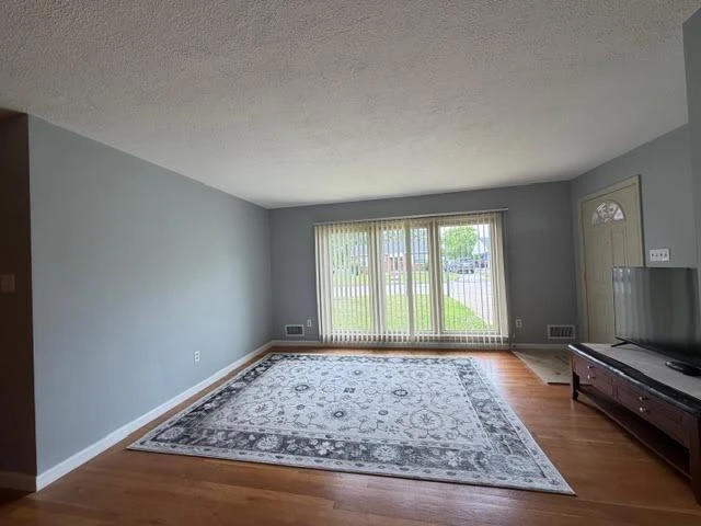 5107 Hollyhock RD NW - Photo 4