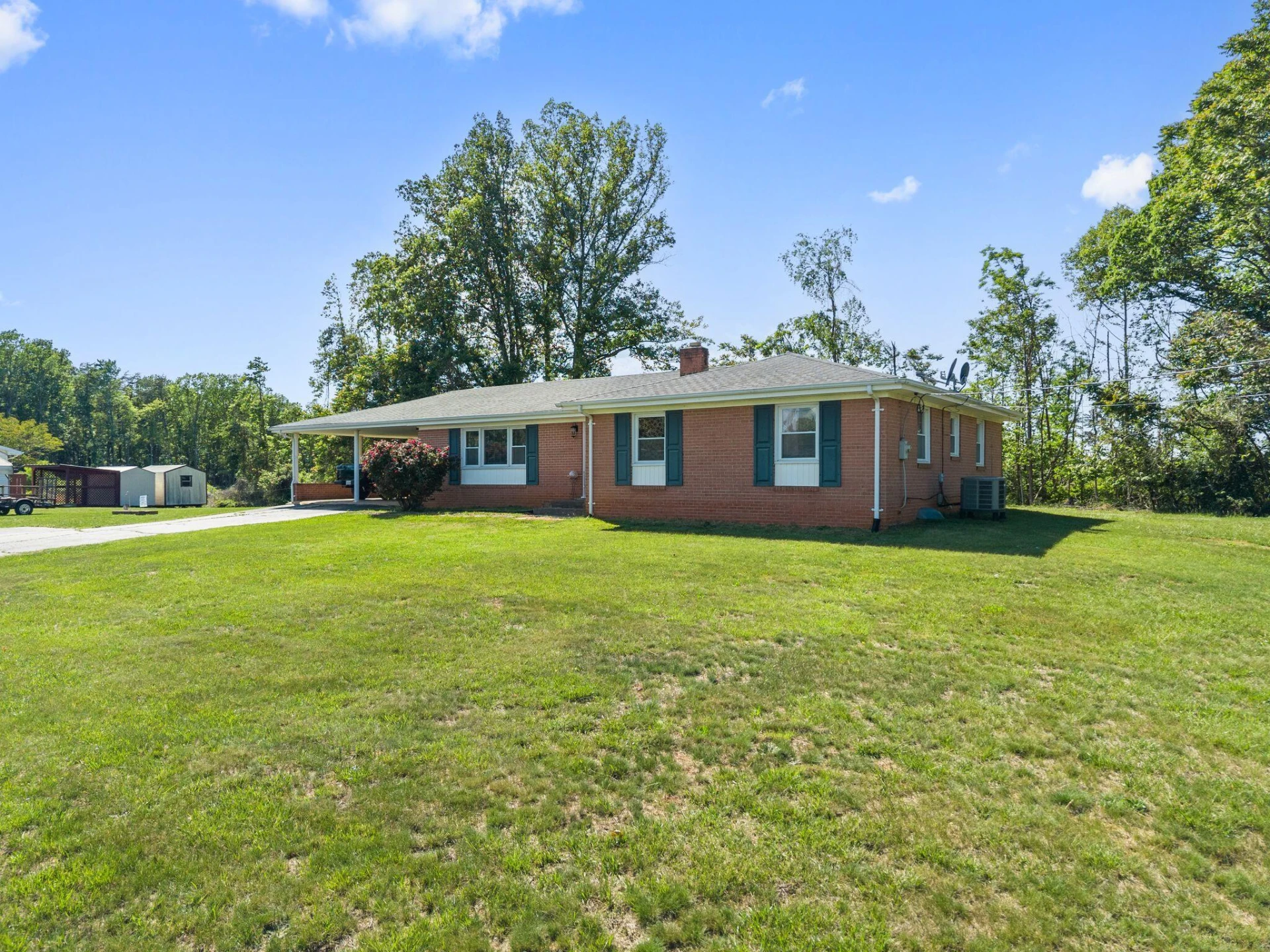 1970 Crestridge RD - Photo 2