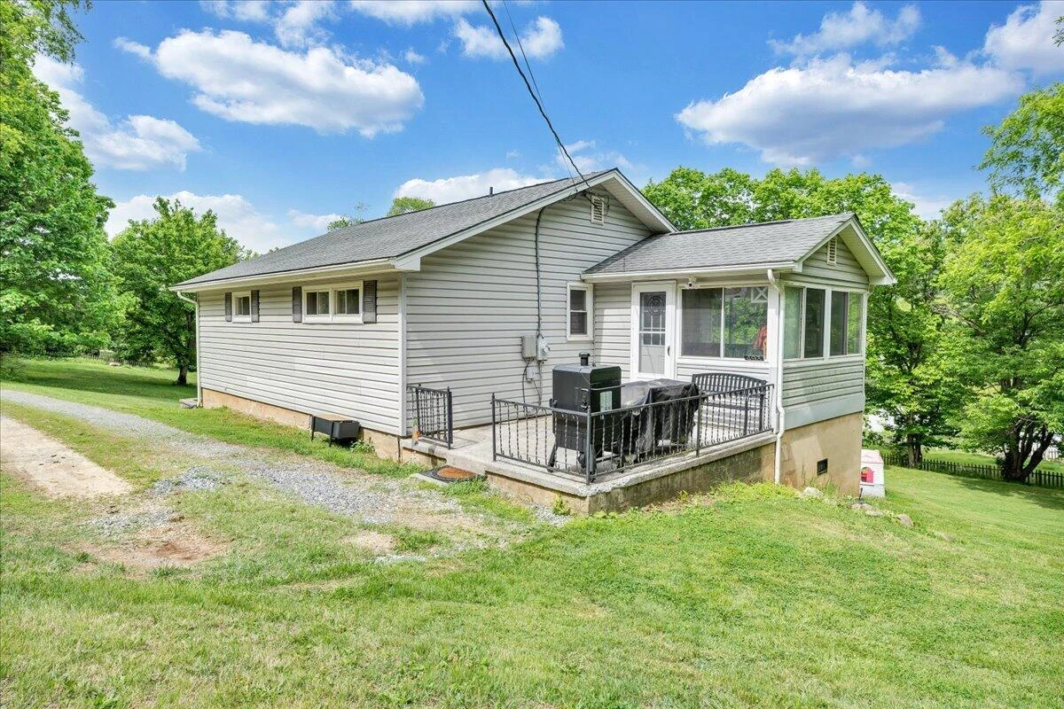 493 Culpepper AVE
